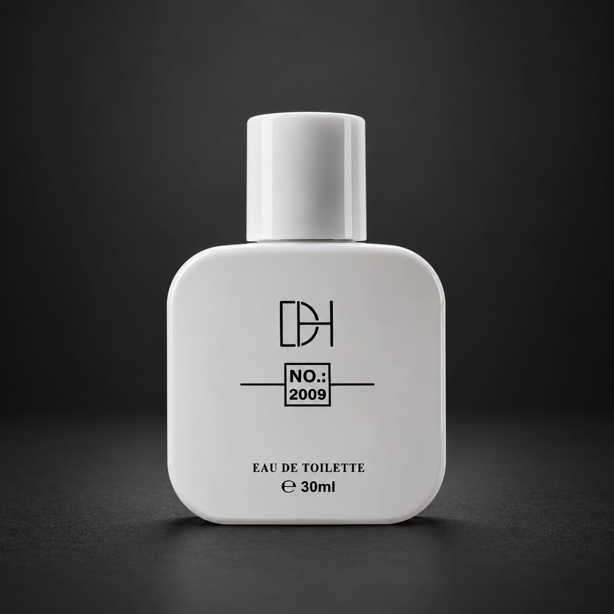 Frasco branco do perfume D'Hermosa NO. 2009 de 30 mL